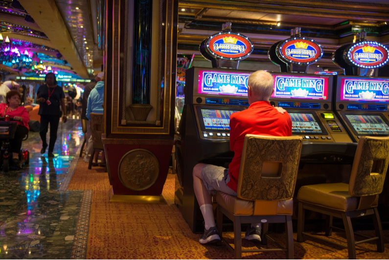 24 Saatlik Suç Çılgınlığında Dört Florida Casino Arcade Vuruldu